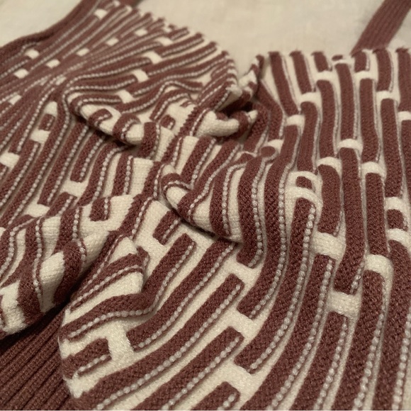 Ruched knit cropped spaghetti strap sweater top - medium - Picture 4 of 7